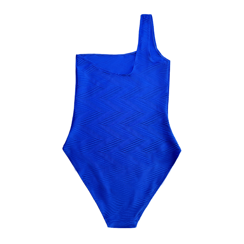 Специальный купальник с синим цветом с одним плечом.