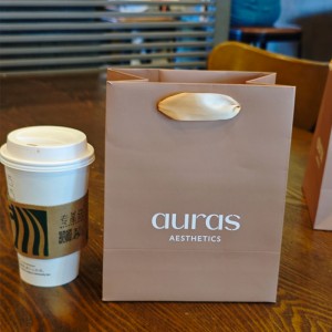 Роскошный матовый специальный бумажный пакет