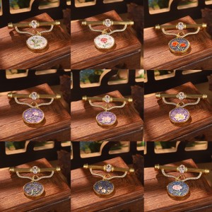 Металлические цветочные украшения