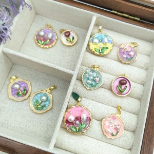 Винтажная кулон