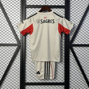 25/26 детей Benfica Away Размер: 16-28