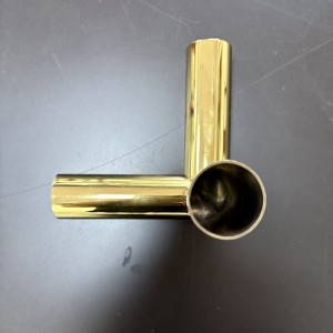 Zotye из нержавеющей стали Gold Calcongular Triangular Three Three-размерное полое орнамент