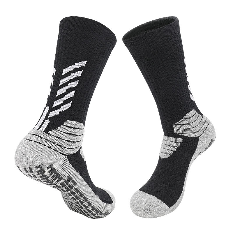1670052426.jpg Classical sport grip socks anti slip football socks with custom logo athletic soccer socks.jpg