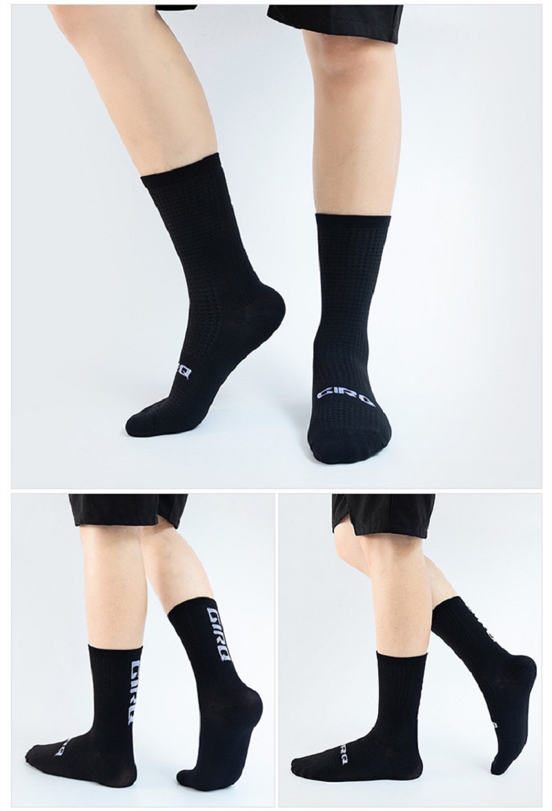 1670058484.jpg Classical Custom Logo Nylon Breathable Hiking Cycling Socks Sport Biking Socks.jpg